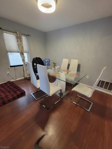 941 Emma Street Elizabeth NJ 07201