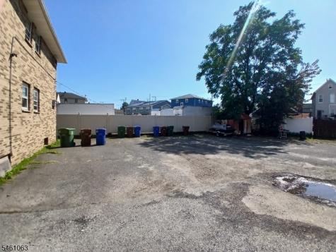 3016 S Wood Avenue Linden NJ 07036