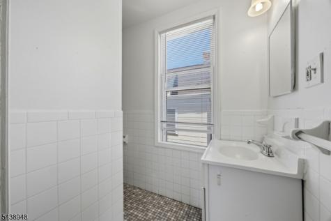 163 Walnut Street Bloomfield NJ 07003