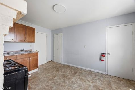 163 Walnut Street Bloomfield NJ 07003