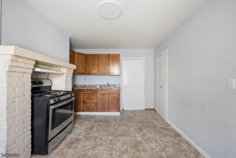 163 Walnut Street Bloomfield NJ 07003