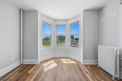 163 Walnut Street Bloomfield NJ 07003