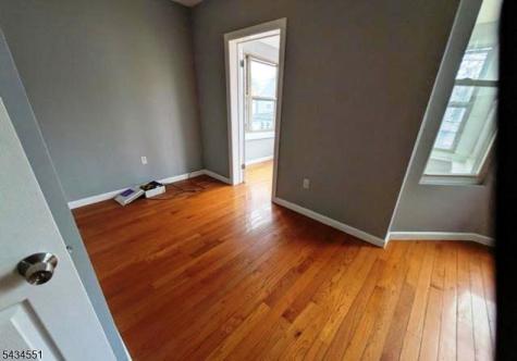 25 Maple Avenue Irvington NJ 07111