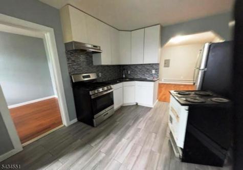 25 Maple Avenue Irvington NJ 07111