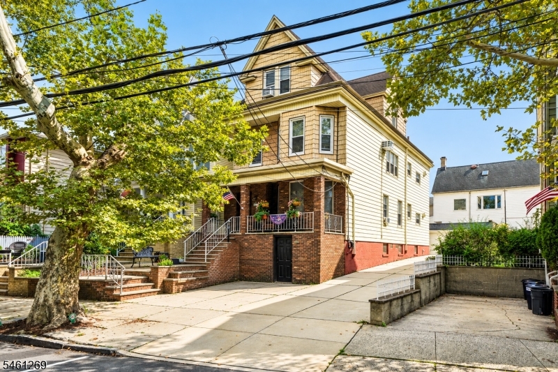 116 West 5th Street Bayonne NJ 07002