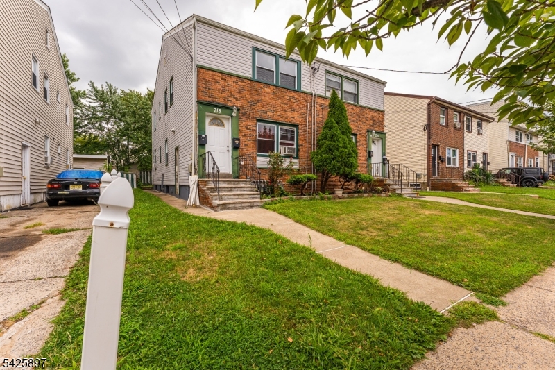 718 Thomas Street Elizabeth NJ 07202