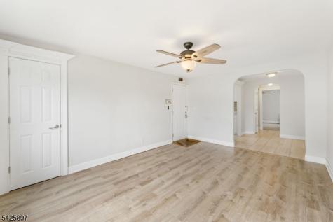 718 Thomas Street Elizabeth NJ 07202