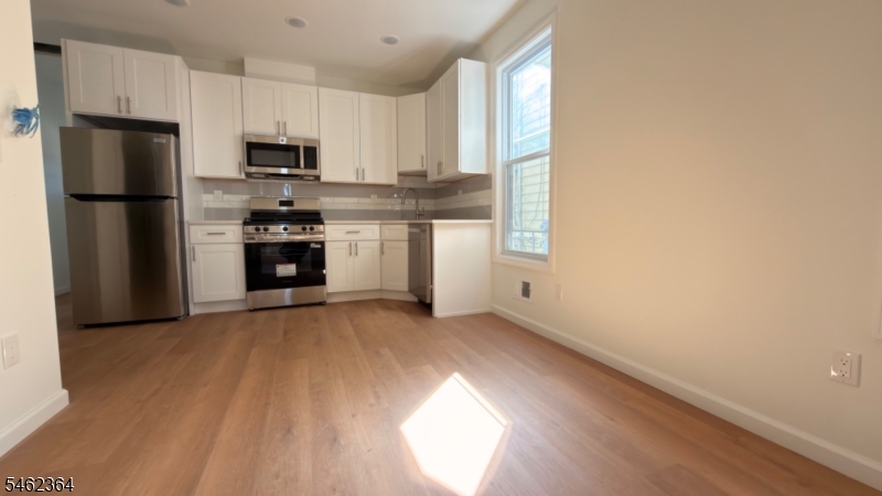 346 Woodside Avenue Newark NJ 07104
