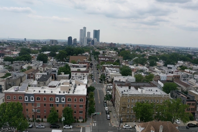 346 Woodside Avenue Newark NJ 07104