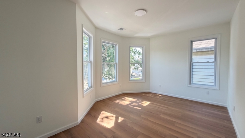 346 Woodside Avenue Newark NJ 07104