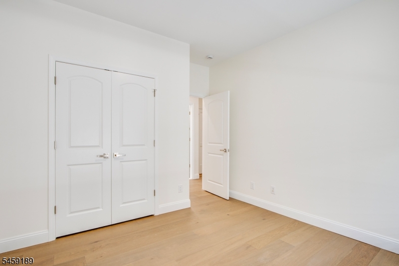 194 Amherst Street East Orange NJ 07018