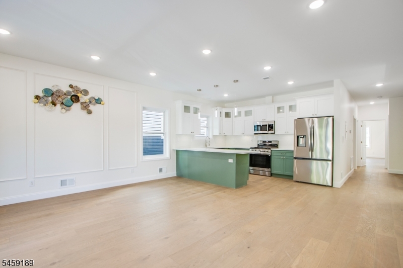194 Amherst Street East Orange NJ 07018
