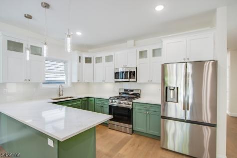 194 Amherst Street East Orange NJ 07018