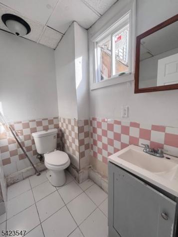 9 Sparrow Street Paterson NJ 07524