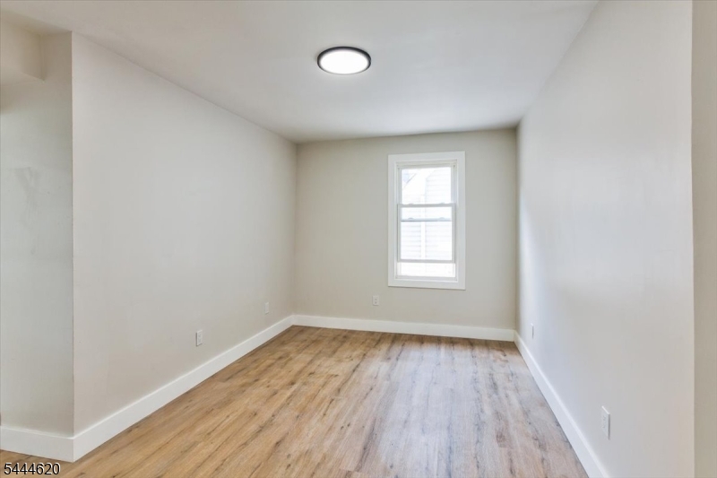 152 N Clinton Street East Orange NJ 07017