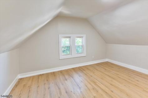152 N Clinton Street East Orange NJ 07017