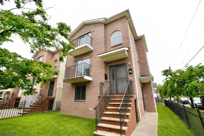 36 Brenner Street Newark NJ 07108
