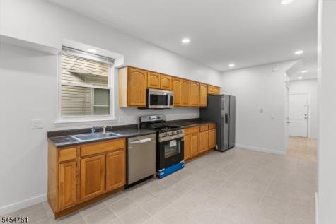35 N 16th Street East Orange NJ 07017