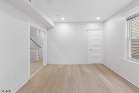 35 N 16th Street East Orange NJ 07017