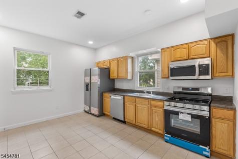 35 N 16th Street East Orange NJ 07017