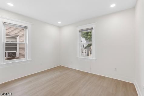 35 N 16th Street East Orange NJ 07017