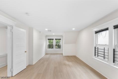 35 N 16th Street East Orange NJ 07017