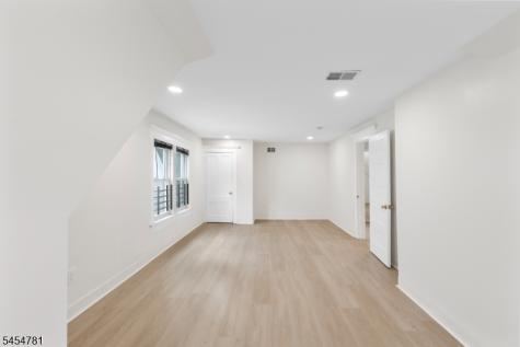 35 N 16th Street East Orange NJ 07017