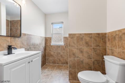 35 N 16th Street East Orange NJ 07017