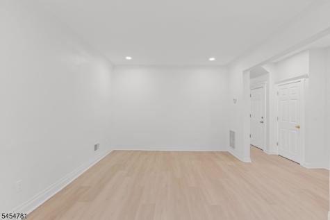 35 N 16th Street East Orange NJ 07017