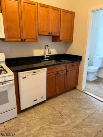 15 Harrison Place Clifton NJ 07011