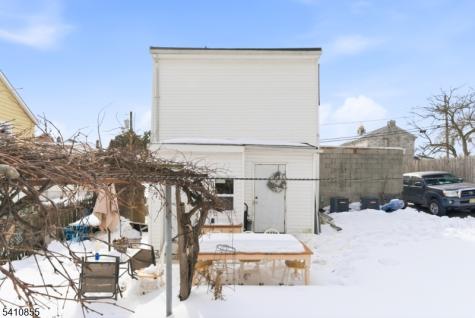 135 Dixon Avenue Paterson NJ 07501
