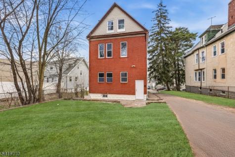 166 Maple Avenue Irvington NJ 07111
