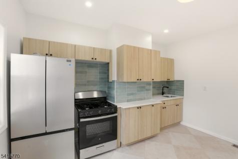 166 Maple Avenue Irvington NJ 07111
