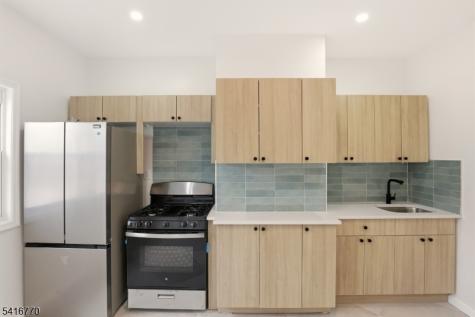 166 Maple Avenue Irvington NJ 07111