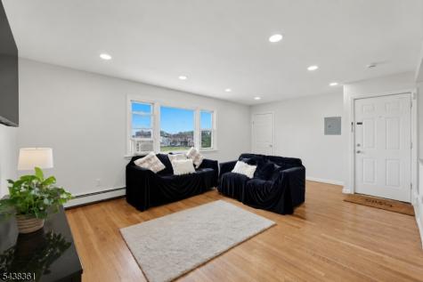 1134 Rivington Street Roselle NJ 07203