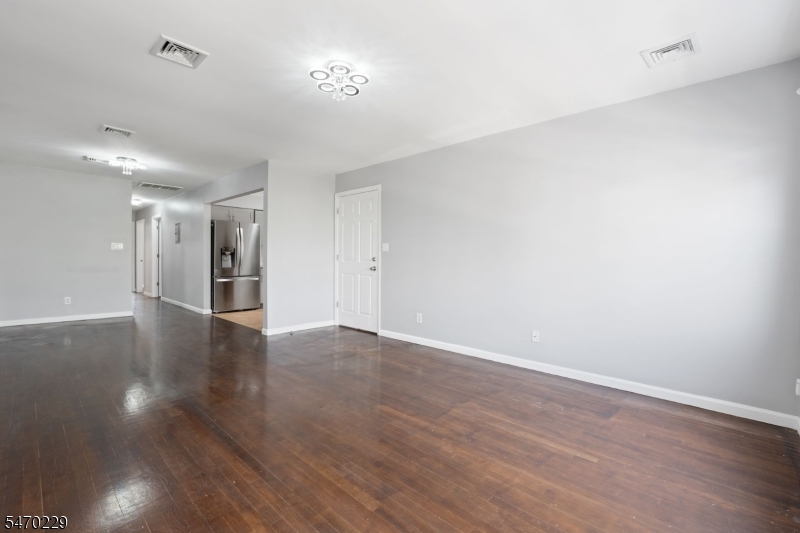 725 S 19th Street Newark NJ 07103