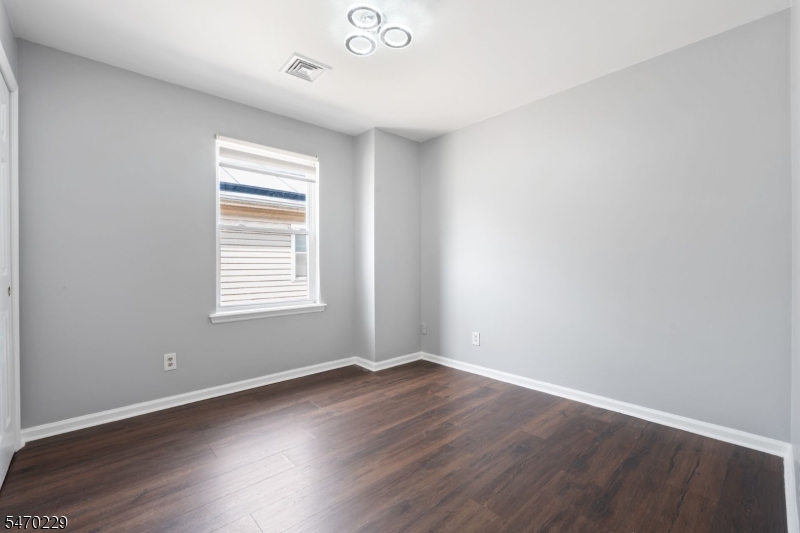 725 S 19th Street Newark NJ 07103