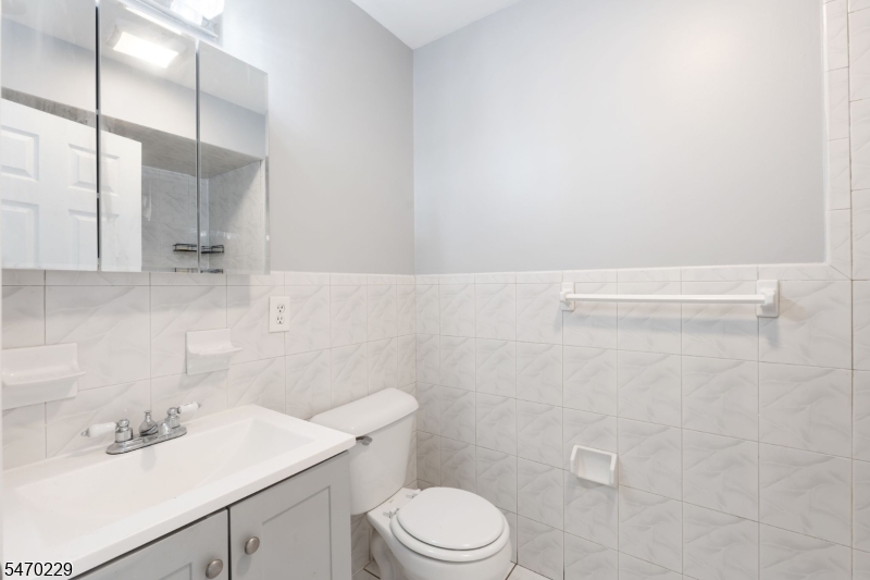 725 S 19th Street Newark NJ 07103