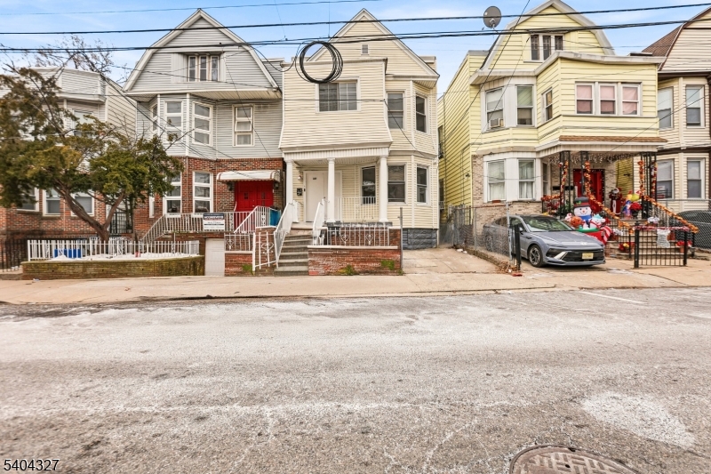 221 Wilkinson Avenue Jersey City NJ 07305