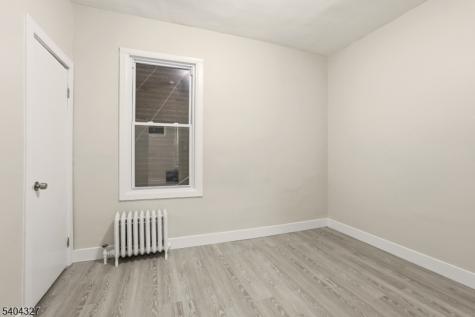 221 Wilkinson Avenue Jersey City NJ 07305