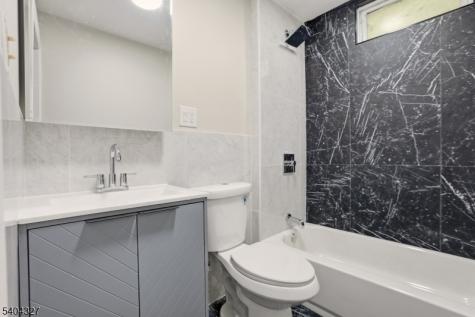 221 Wilkinson Avenue Jersey City NJ 07305