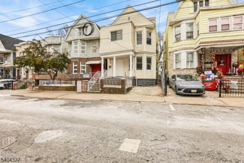 221 Wilkinson Avenue Jersey City NJ 07305