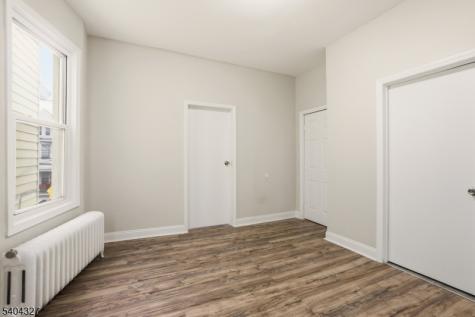 221 Wilkinson Avenue Jersey City NJ 07305