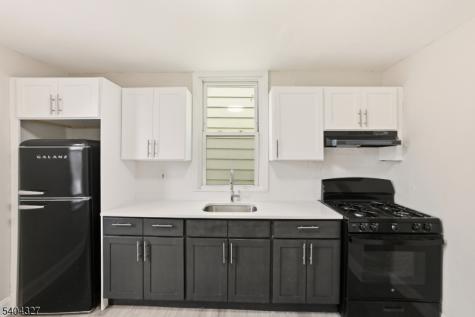 221 Wilkinson Avenue Jersey City NJ 07305