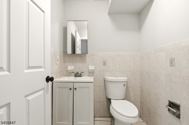 592 S 18th Street Newark NJ 07103