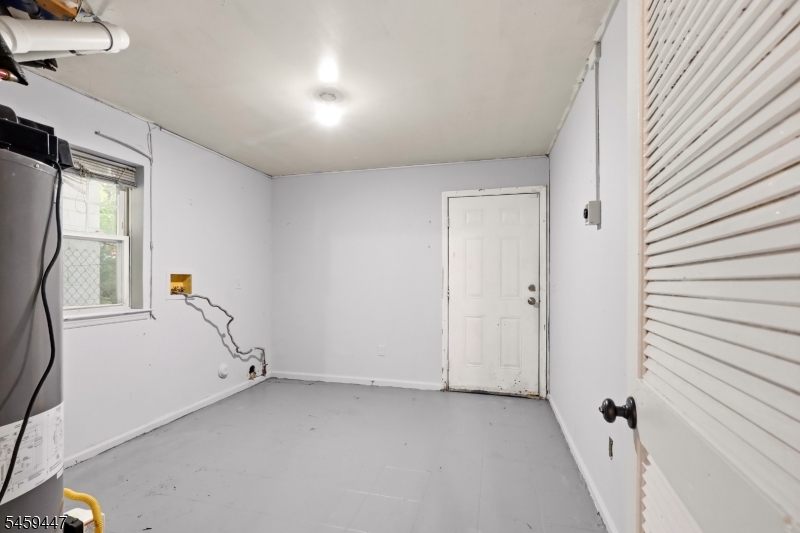 592 S 18th Street Newark NJ 07103