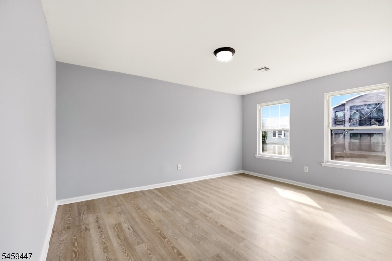 592 S 18th Street Newark NJ 07103