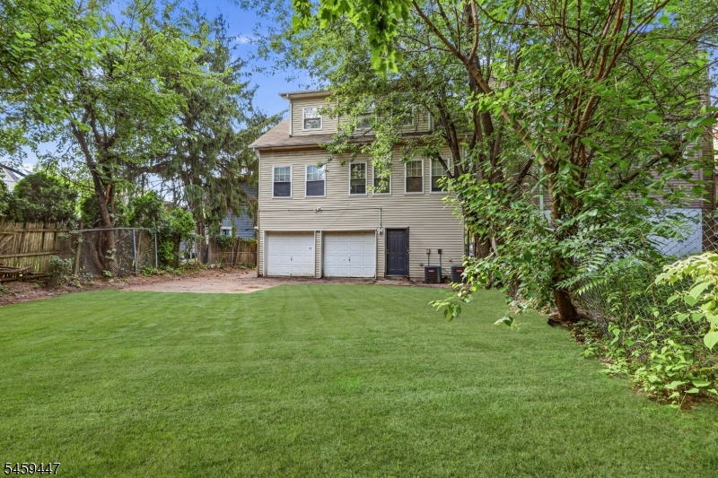 592 S 18th Street Newark NJ 07103