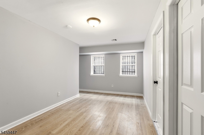 592 S 18th Street Newark NJ 07103