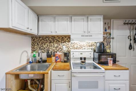 56 Lentz Avenue Newark NJ 07105